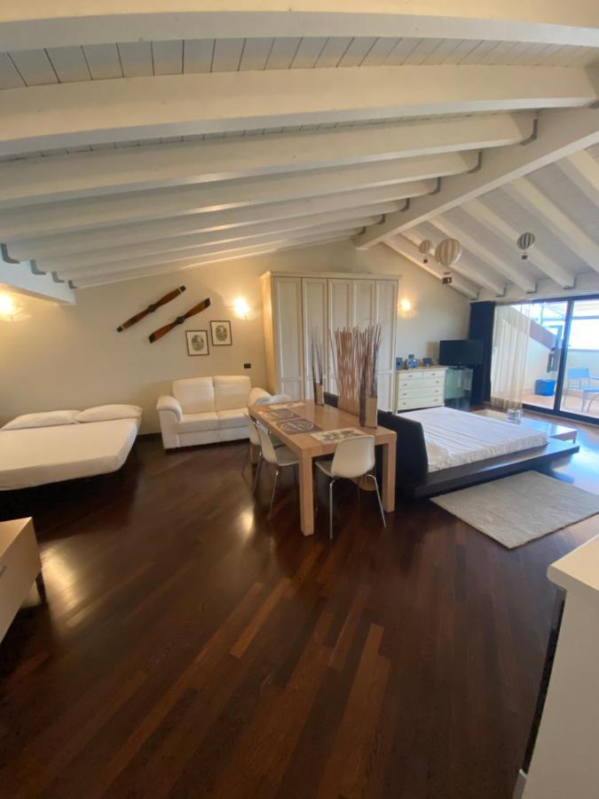 Molino Apartments Desenzano del Garda Buitenkant foto