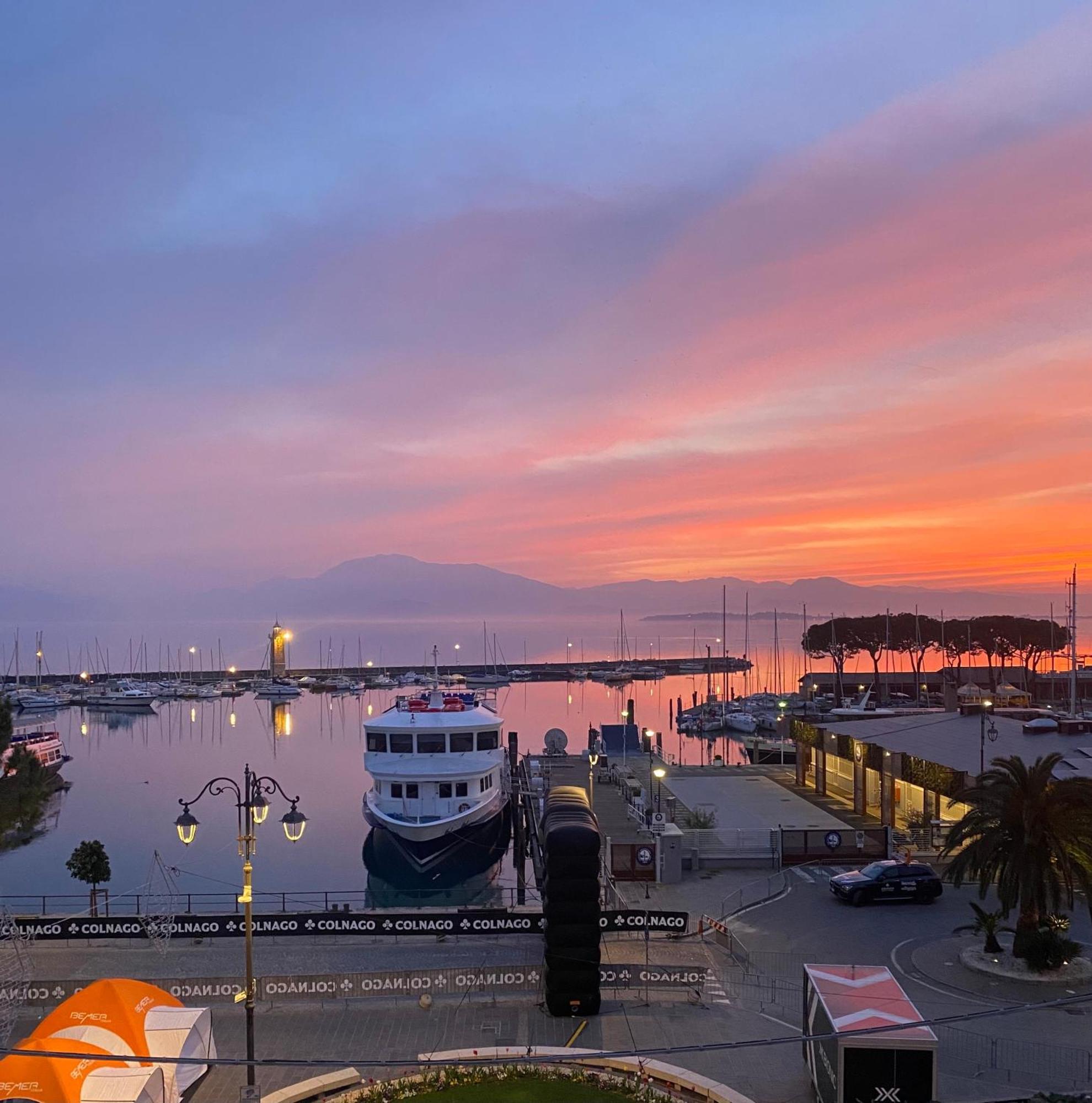 Molino Apartments Desenzano del Garda Buitenkant foto